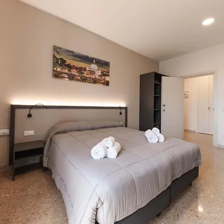 Guest house Auntieshouseroma *