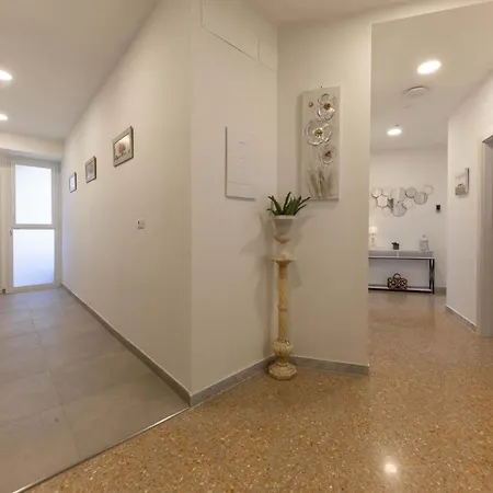 בית הארחה Auntieshouseroma רומא
