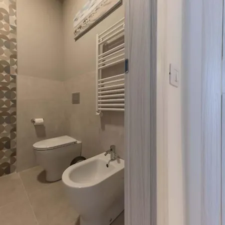Auntieshouseroma Roma